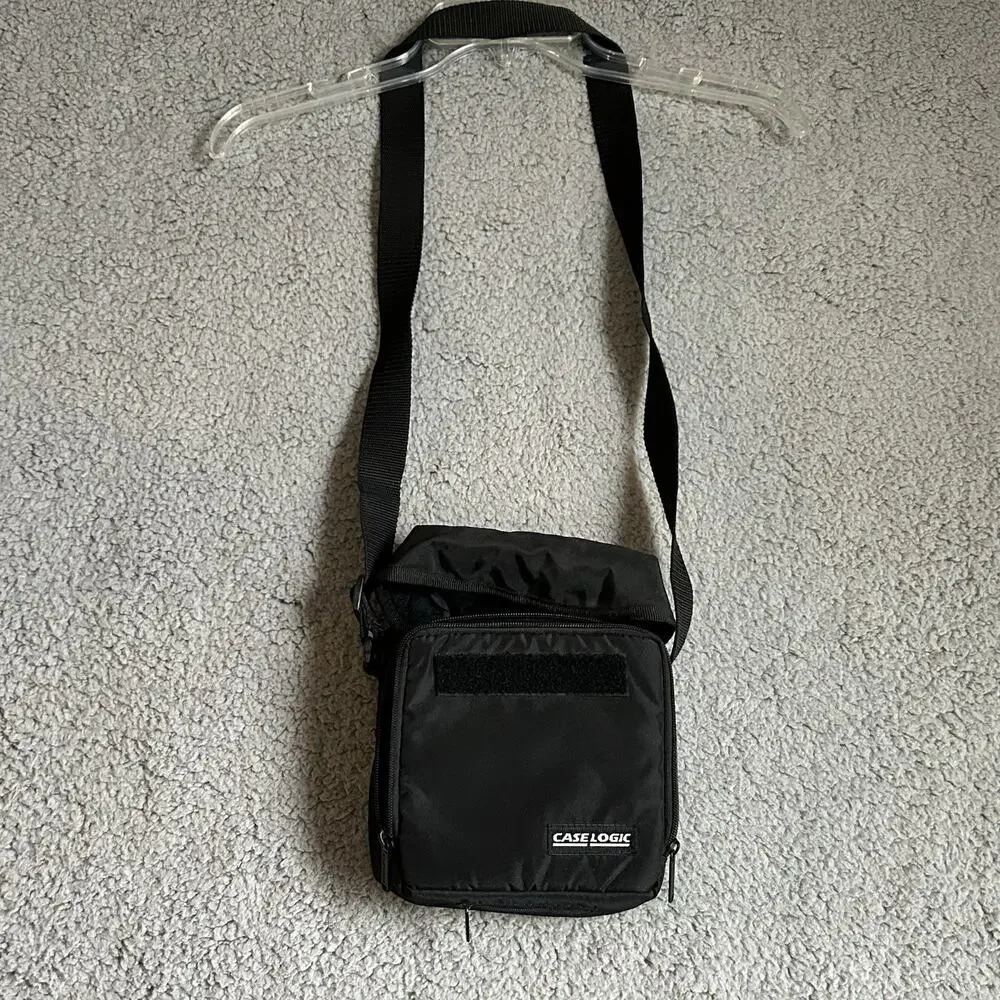 Case Logic Walkman CD Player Case Bag Vtg Retro Zippered Black Camera PDA Strap